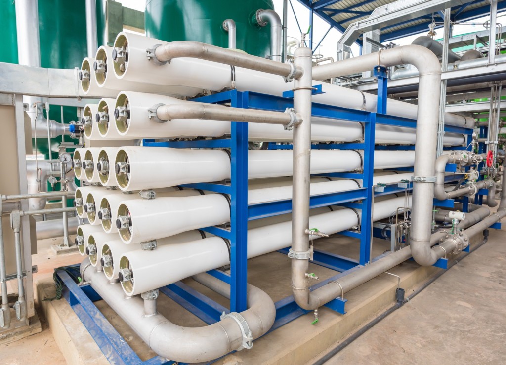 Reverse osmosis system for power plants.